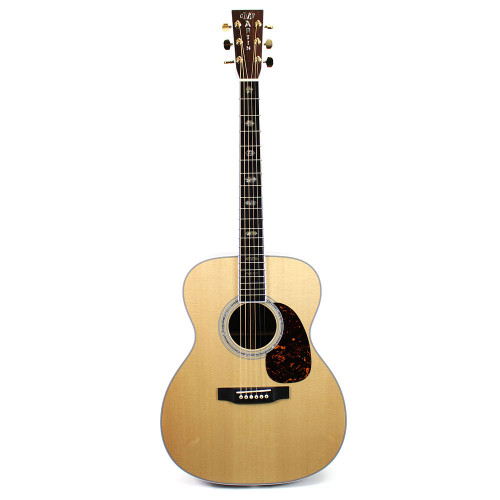 Martin J-40 Jumbo Acoustic Guitar Natural