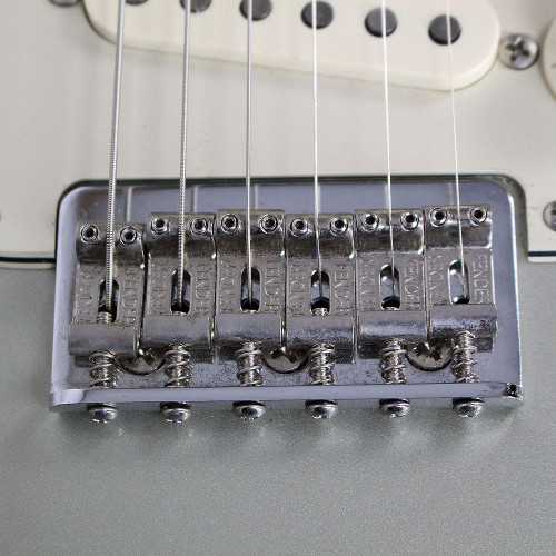 Used Fender MIM Robert Cray Signature Artist Series Stratocaster Electric Guitar Inca Silver