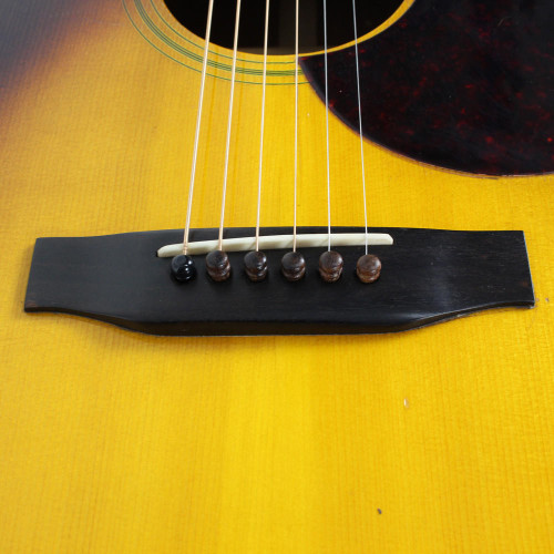 1975 Gibson SJ Deluxe Southern Jumbo Dreadnought Acoustic Guitar in Sunburst