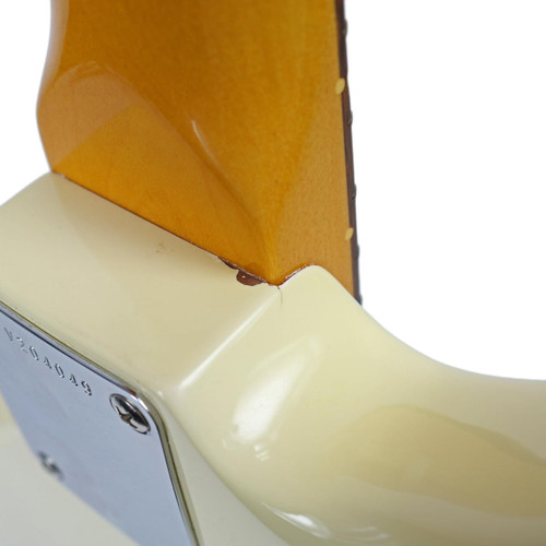 Used Fender American Vintage Series 62 Reissue Jazzmaster Olympic White