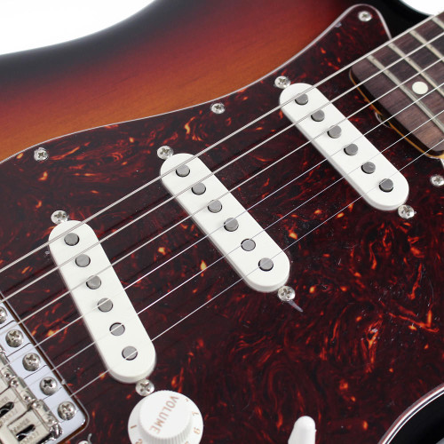 Used 2014 Fender John Mayer Signature Stratocaster in 3 Tone Sunburst