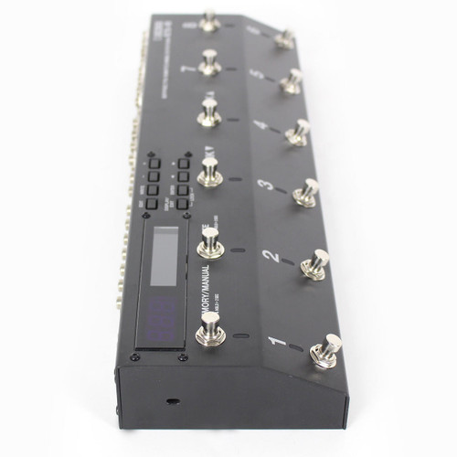 Boss ES-8 Guitar Effects Pedal Switching System | Cream City Music