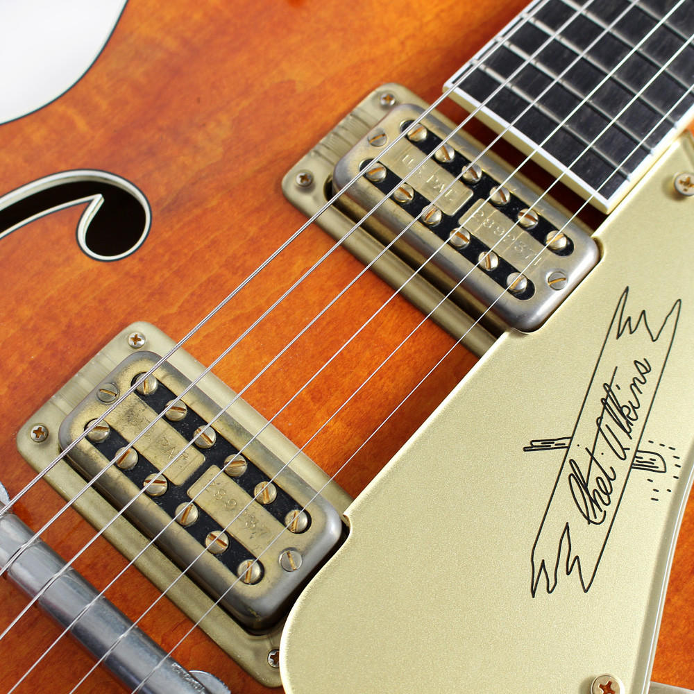 GRETSCH 6120 特別仕様？ Custom USAロゴ