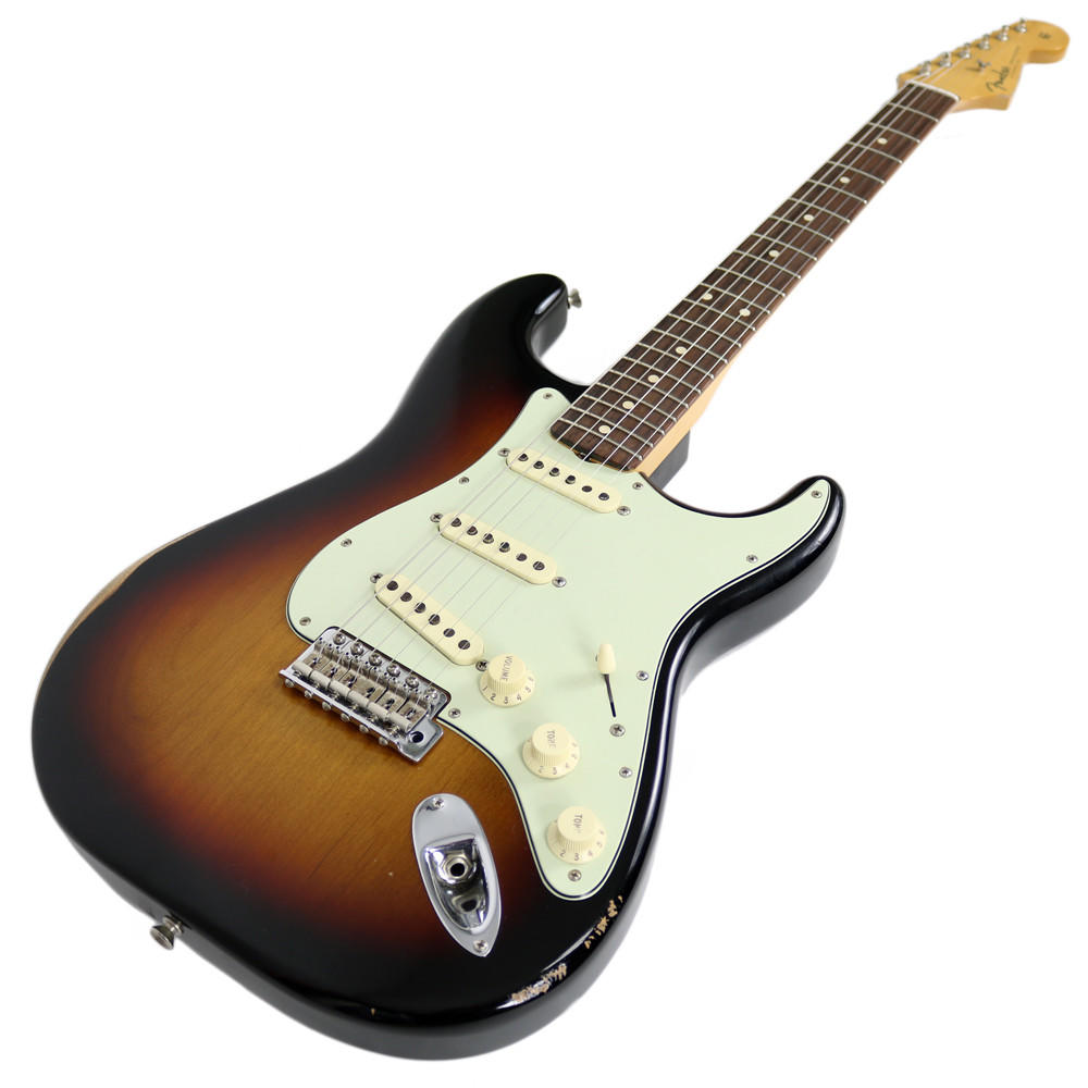 2015 Fender Road Worn 60s Stratocaster in 3-Color Sunburst | Cream