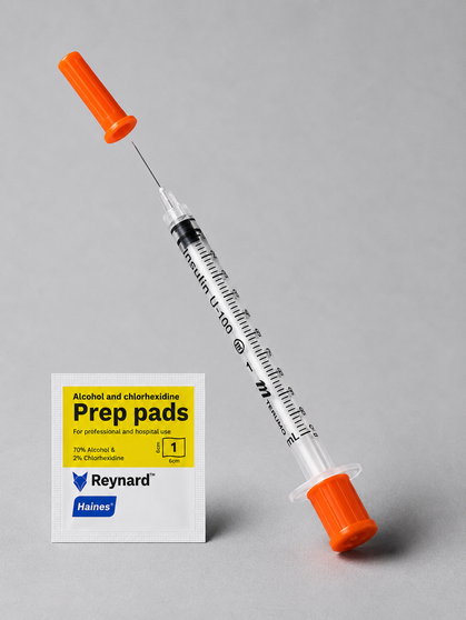 Essential Pack - 10x Insulin Syringes 1mL 27gx13Mm & 10x Alcohol Swabs