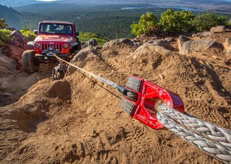 Soft Shackle Lifestyle Action Factor 55