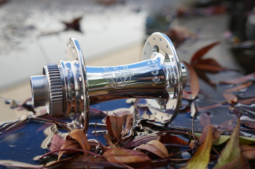 White Industries CLD+ Boost Disc Brake Front Hub - Wheelbuilder