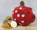 7117 Red Piggy Bank with Hearts filled with Milk Chocolate Coins