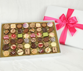 4072 Luxury Chocolate Collection. 48 Beautifully Presented Chocolates