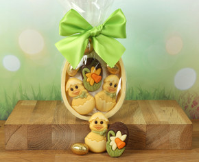 Daphne Duck White Chocolate Easter Egg