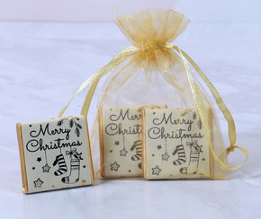 4221 Gold Sheer Bag with Festive Milk Chocolate Orange Squares 4221 Gold Sheer Bag with Festive Milk Chocolate Orange Squares