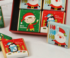 3305 Santa Mini Gift Box with 8 Milk Chocolate Squares - A fun table gift 3305 Santa Mini Gift Box with 8 Milk Chocolate Squares - A fun table gift