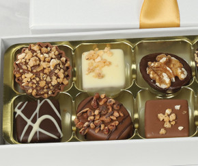 7537 Nutty Assortment - 8 Luxury nutty pralines filled Chocolates 7537 Nutty Assortment - 8 Luxury nutty pralines filled Chocolates