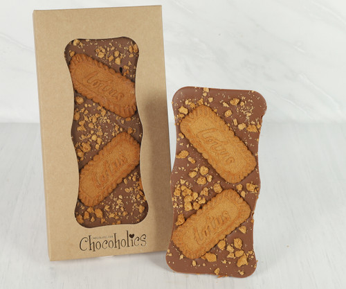 chocolate bar filled with smooth Biscoff and topped with Biscoff Crumb.