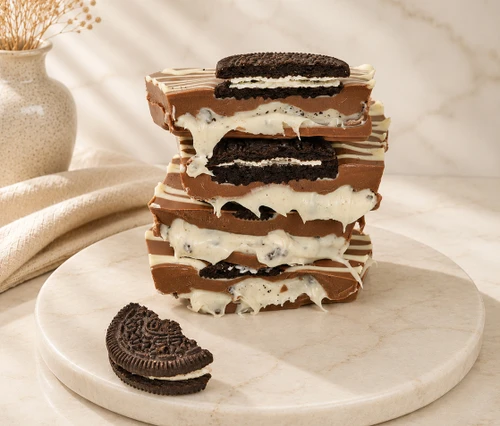 Oreo Cookies & Cream Milk Chocolate Slab