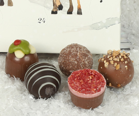4121 Luxury Winter Scene Advent Filled with 24 of the Finest Chocolates
