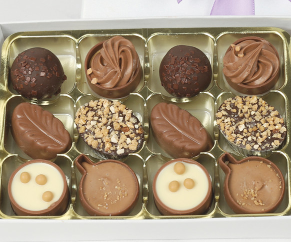 7013 Caramel Collection - 12 Luxury Caramel filled Chocolates
