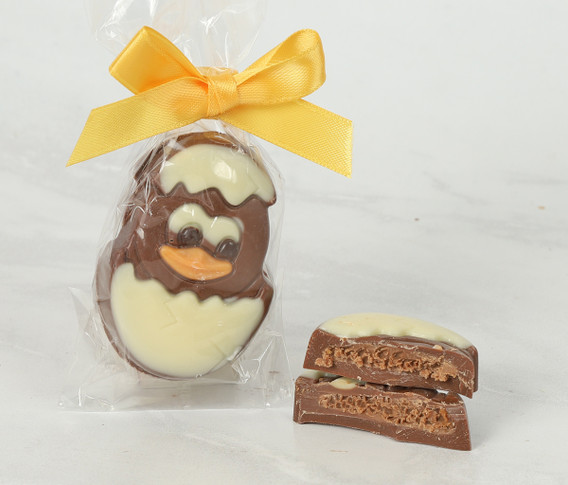 4083 Milk Chocolate Hatching Chick Duo with Luxury Praline Filling – Back to Back