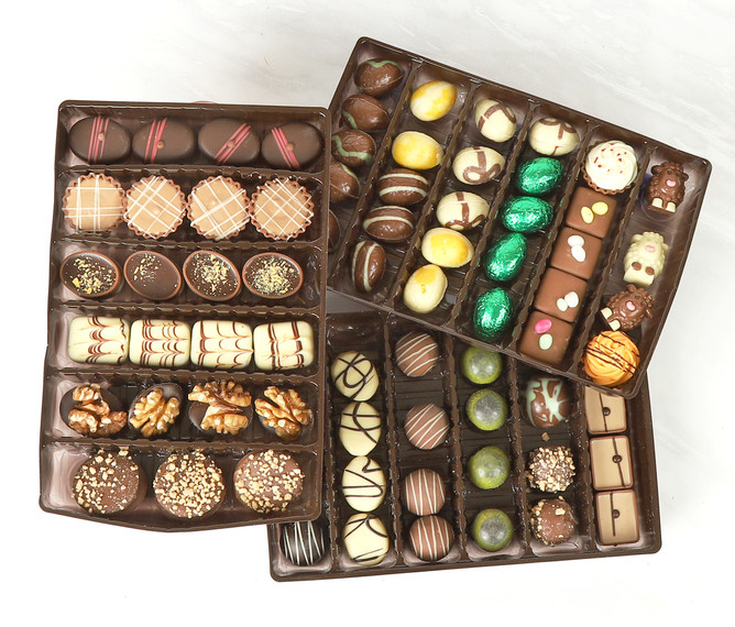 Kilo box of mixed Chocolates. - Special Offer - 6346