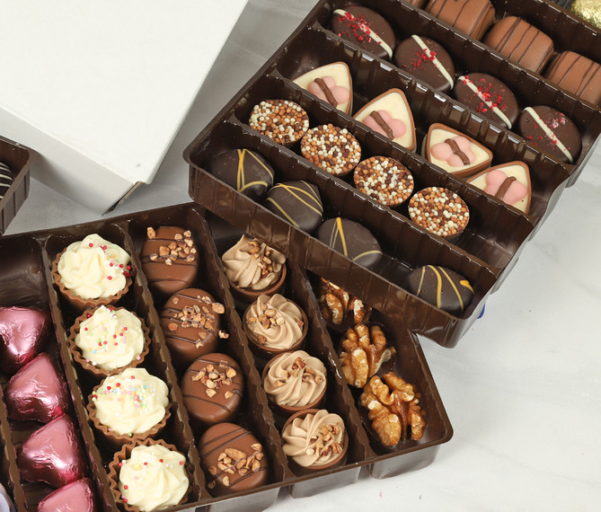 1 Kilo box of mixed Chocolates.