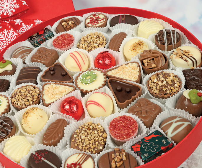 1010 Red Festive Chocolate Collection - 43 Stunning Festive Chocolates 1010 Red Festive Chocolate Collection - 43 Stunning Festive Chocolates