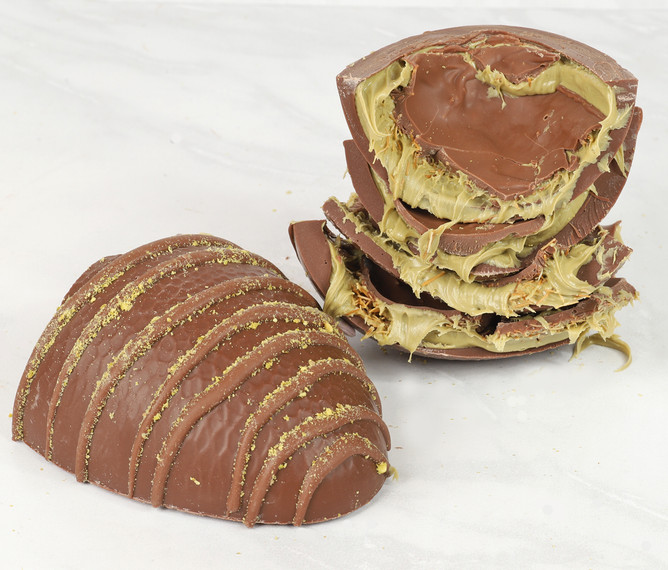 3268 - The Ultimate Dubai Style Stuffed Easter Egg. Pistachio Heaven