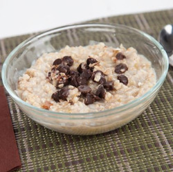 Chocolate Chip Oatmeal Microwave with Milk Visual Recipe  & Comprehension Sheets: 18 Pages