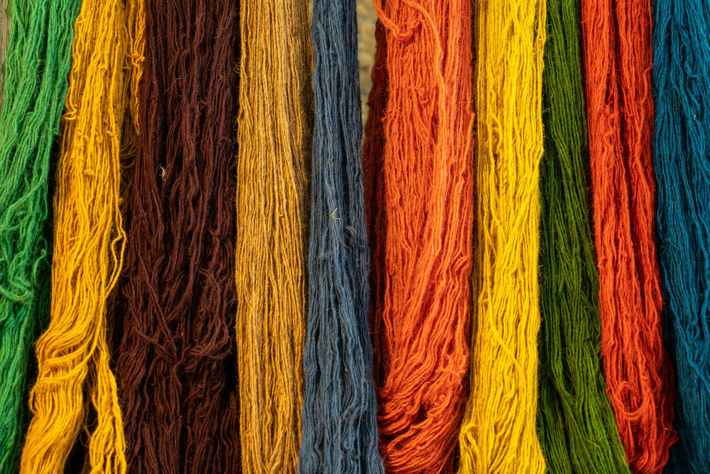 Juego de Texturas: Combina Telas para un Estilo Único en Primavera