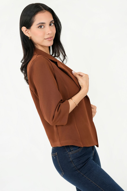 Chaqueta Manga 3/4 con Solapa de Muesca