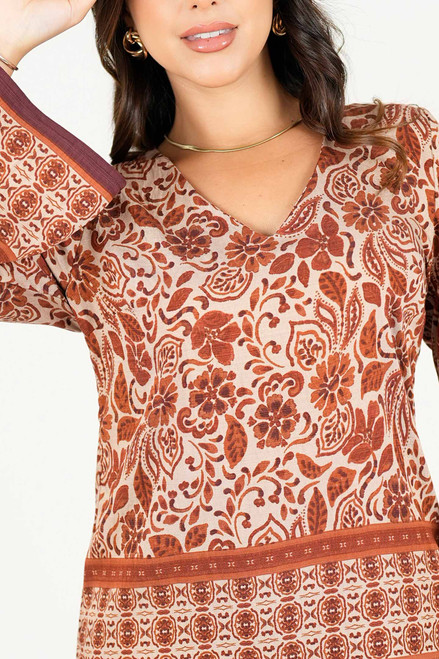 Blusa Manga Larga Acampanada Rayon Estampado Escote V con Corte Bajo Busto
