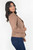 Blazer corto en suede en corte princesa