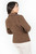 Casaca corta en peluche chompero con cuello sport