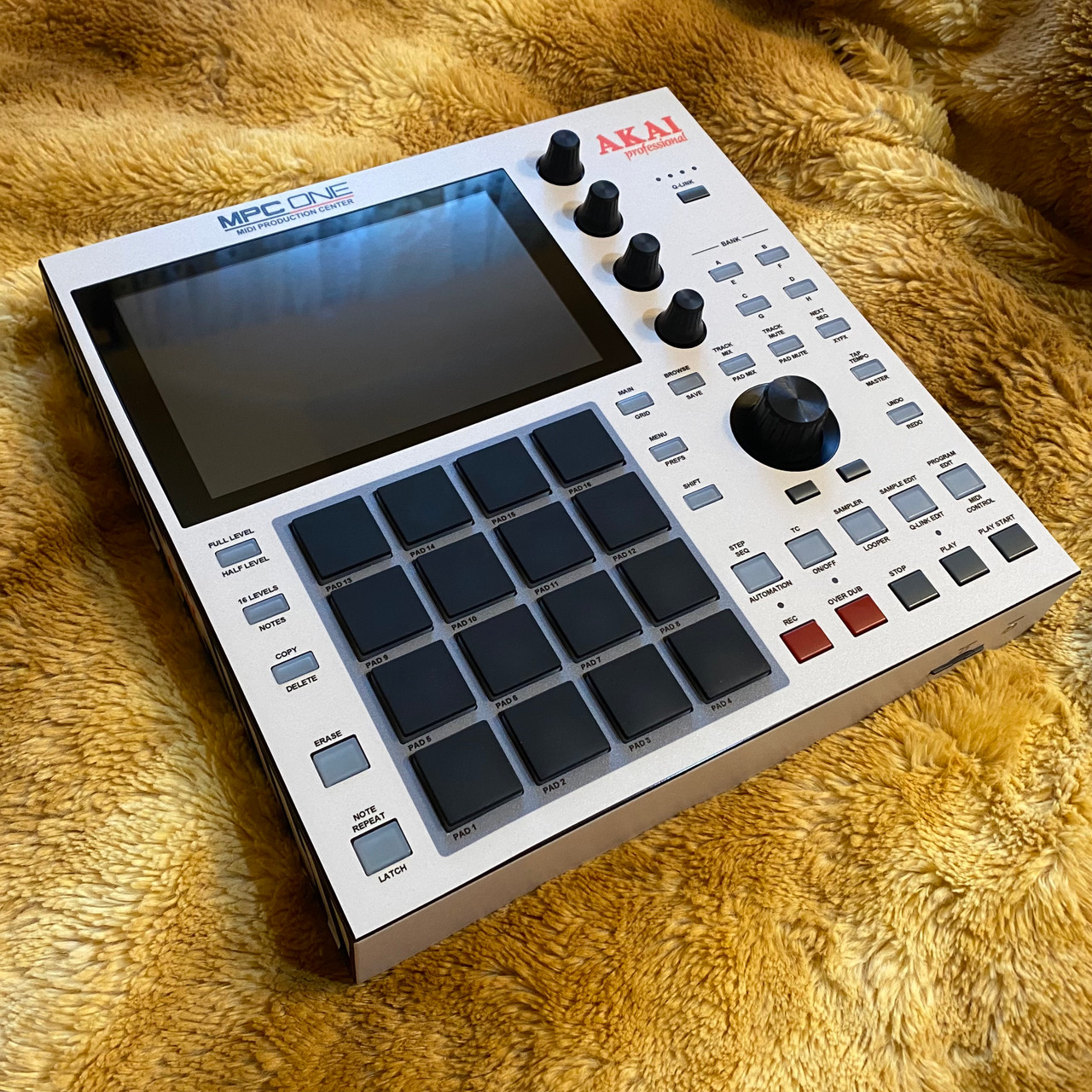 Akai MPC ONE+ Standalone Sampler / Workstation - Perfect Circuit