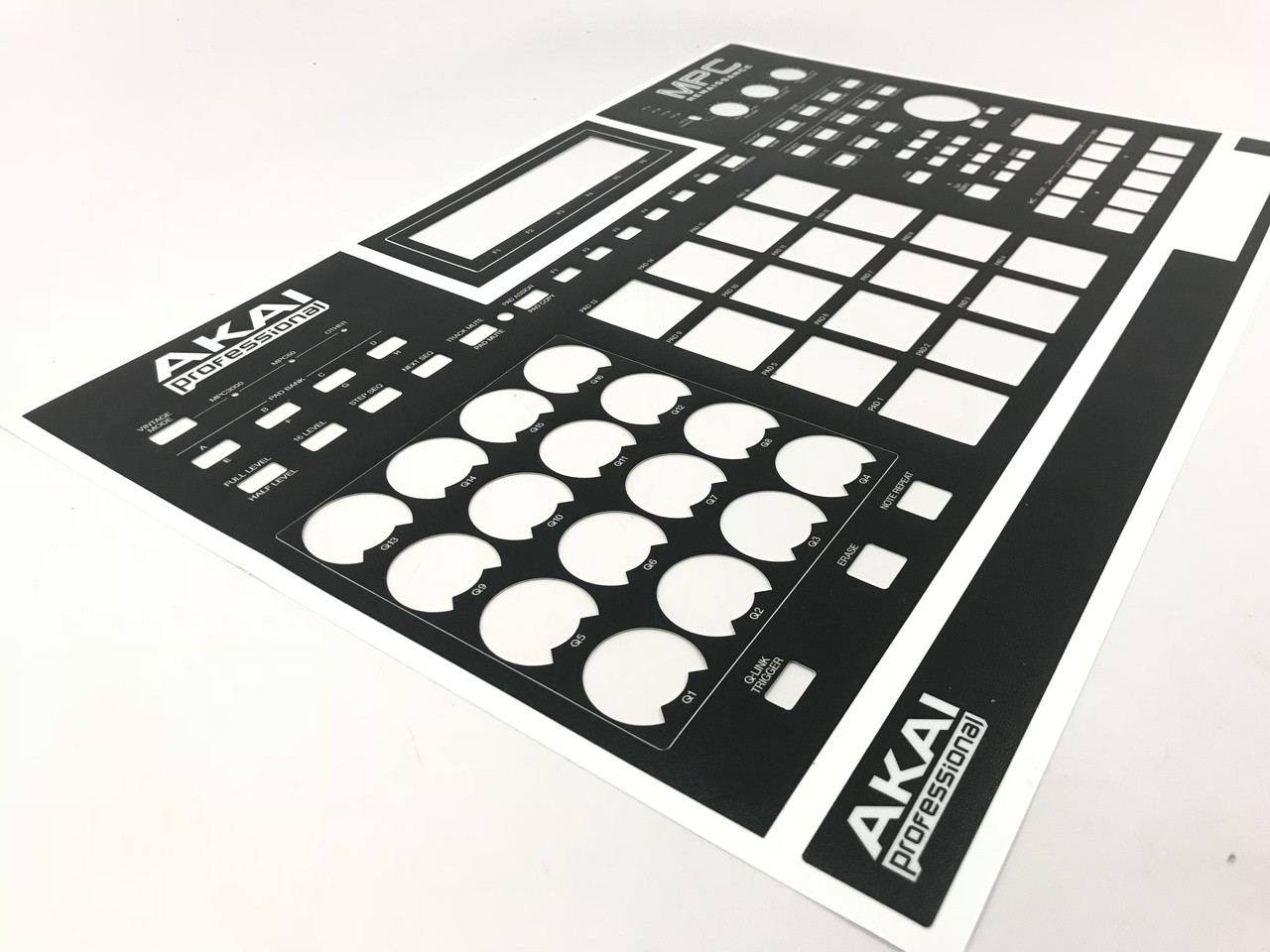 Akai Pro MPC Renaissance Skin Ridge White main image 1