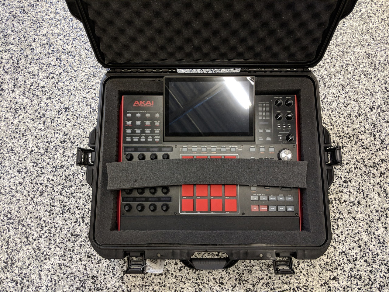 Water Resistant Hard Travel Case for Akai MPC-X / MPC3000 / Ren /MPC5000