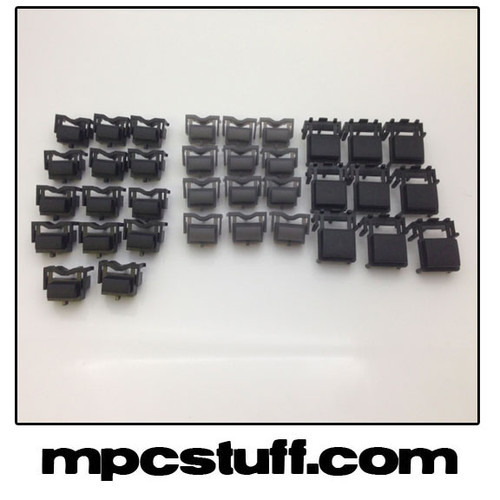 akai mpk25 美品 ノブ一部欠品 akai mpk25 美品 ノブ一部欠品