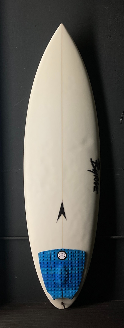 BYRNE 6'0ショートボード 6'0 1/2