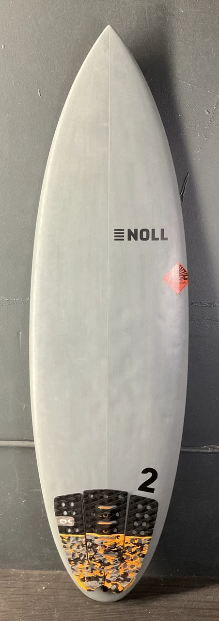 5'6" Noll Troll photo 1