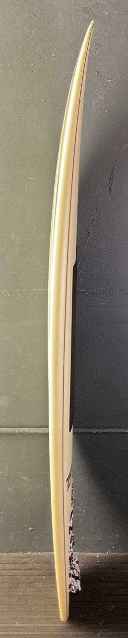 5'5” Tomo “EVO” 30.5L Used Surfboard #45084 - USEDSURF