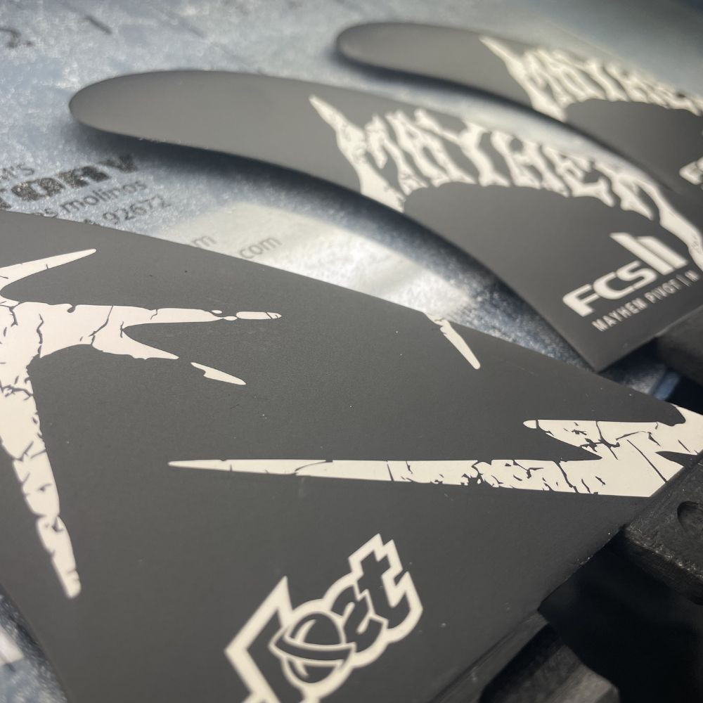FCS II Mayhem Pivot PC Carbon Tri Fin Set - USEDSURF