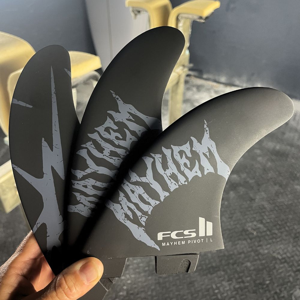 FCS II Mayhem Pivot PC Carbon Tri Fin Set - USEDSURF