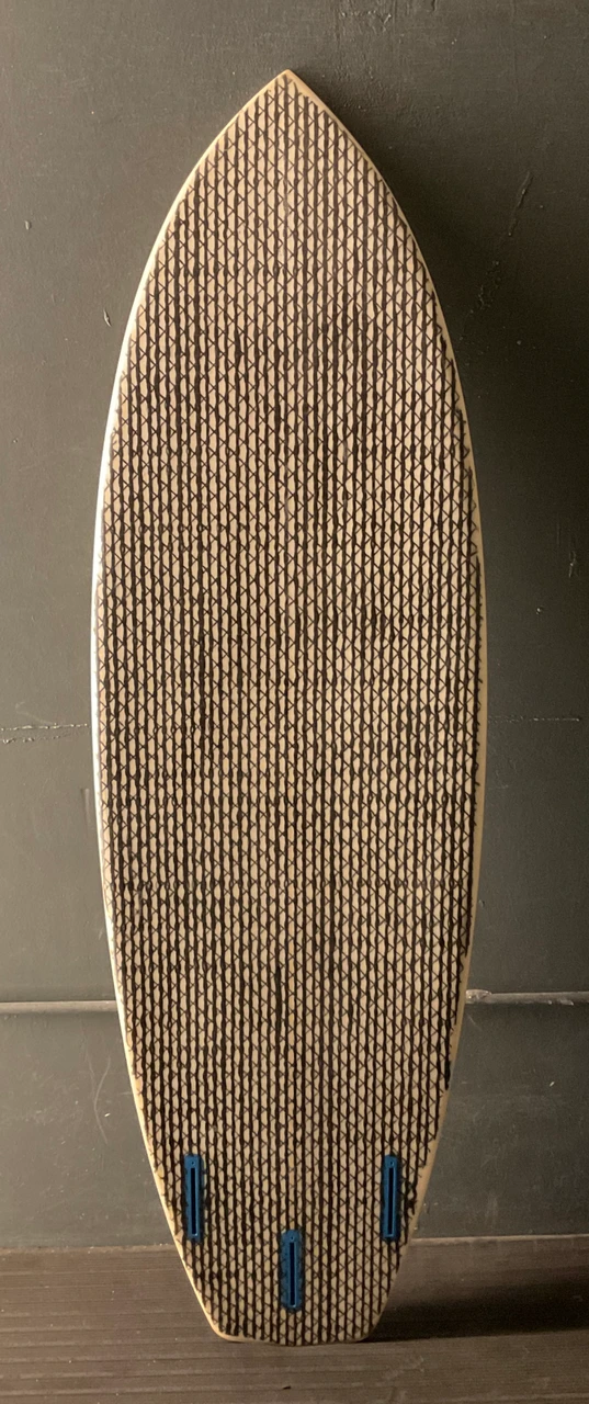 6'5" N/A photo 4