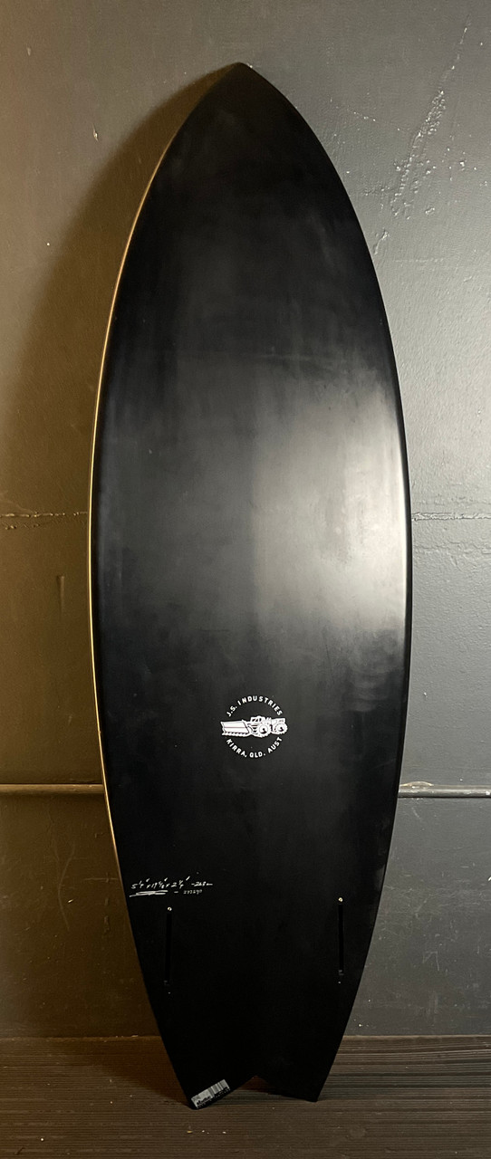 5'4" Black baron photo 3