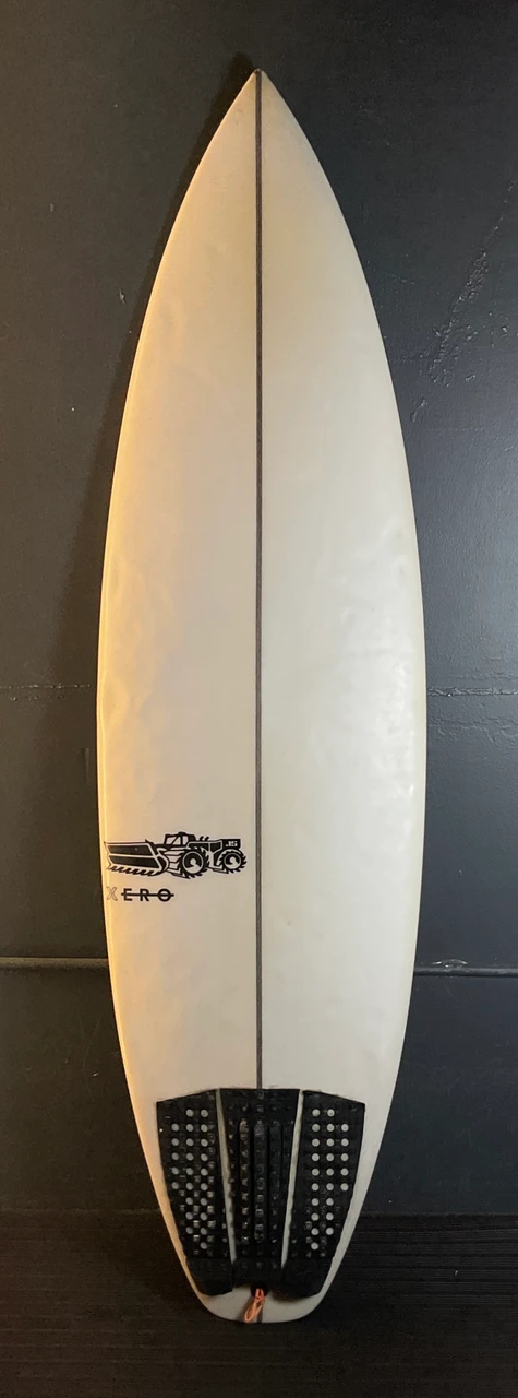 JS 6'0 Surfboard photo 1