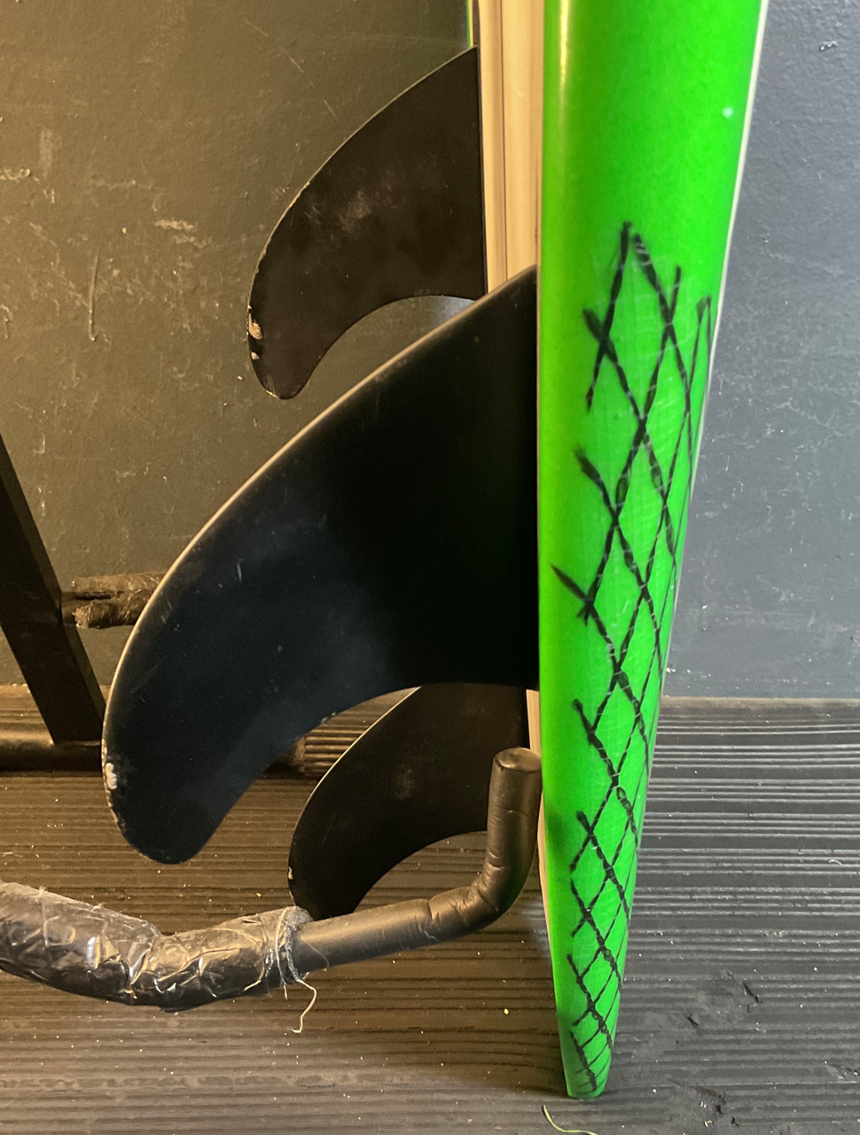 5'6" Handshape Used Surfboard #48554 photo 6