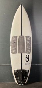 5’6” Slater Designs “Sci-fi” 26.0L Used Surfboard #SH2629