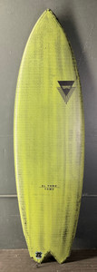 5’10” Tomo “El Tomo Fish” 35.2L Used Surfboard #44858