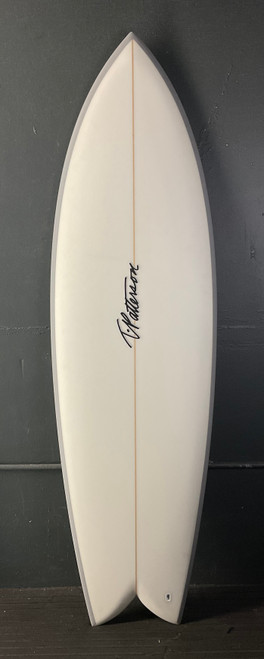 要リペア　5.7 NOBRAND　SURFBoard Album Surf Lightbender 5'7 x 20 ¼ x 2 ½ Surfboard - Clear
