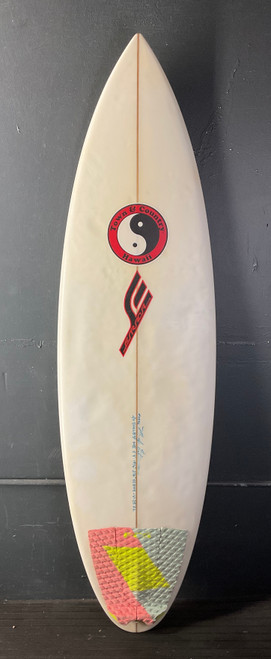 6'8” Town and Country “Super Sport” 37.5L Used Surfboard #43912 6'8” Town and Country “Super Sport” 37.5L Used Surfboard #43912