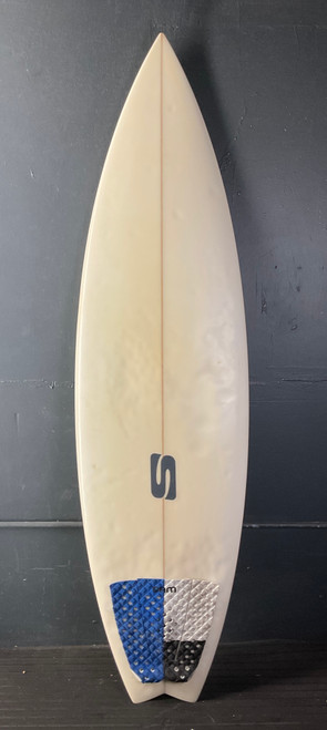 ⭐︎年末限定大幅値下‼️⭐︎USED TUG SURFBOARDS Rudderモデル 中古】JUSTICE surfboard MODERN CLASSIC MIDFUN model(6'6 × 21 1/4